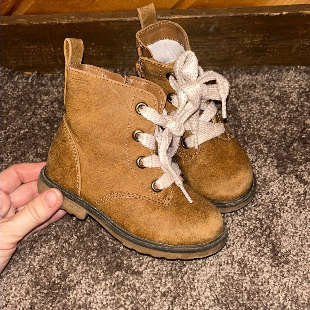 Toddler girls size 7 cat & jack, sperry and stride rite boots/sneakers bundle!